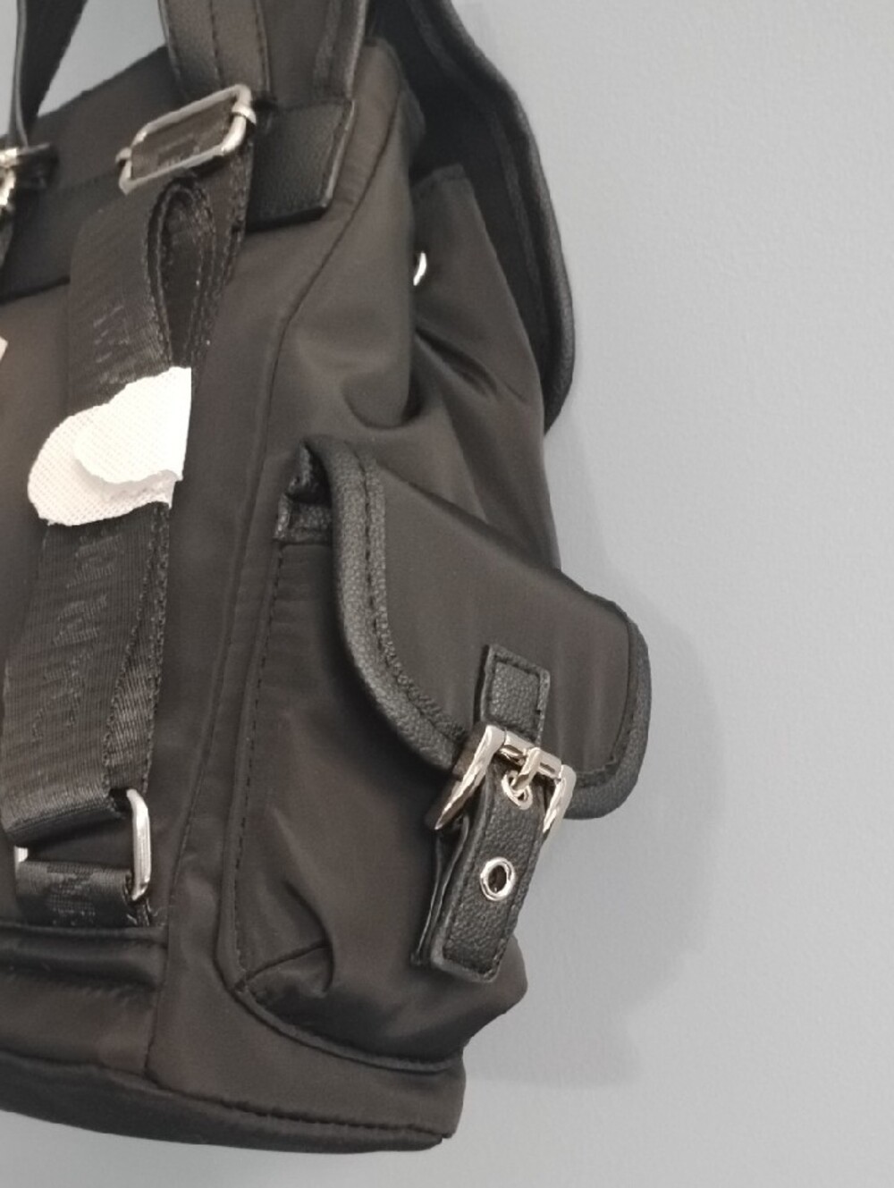 NWT Steve Madden Black 🖤 Backpack with Front Buckle Pockets - Picture 5 of 7